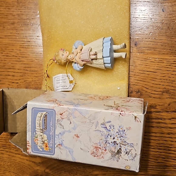 Jan Hagara ornament  - Summer - Picture 2 of 2